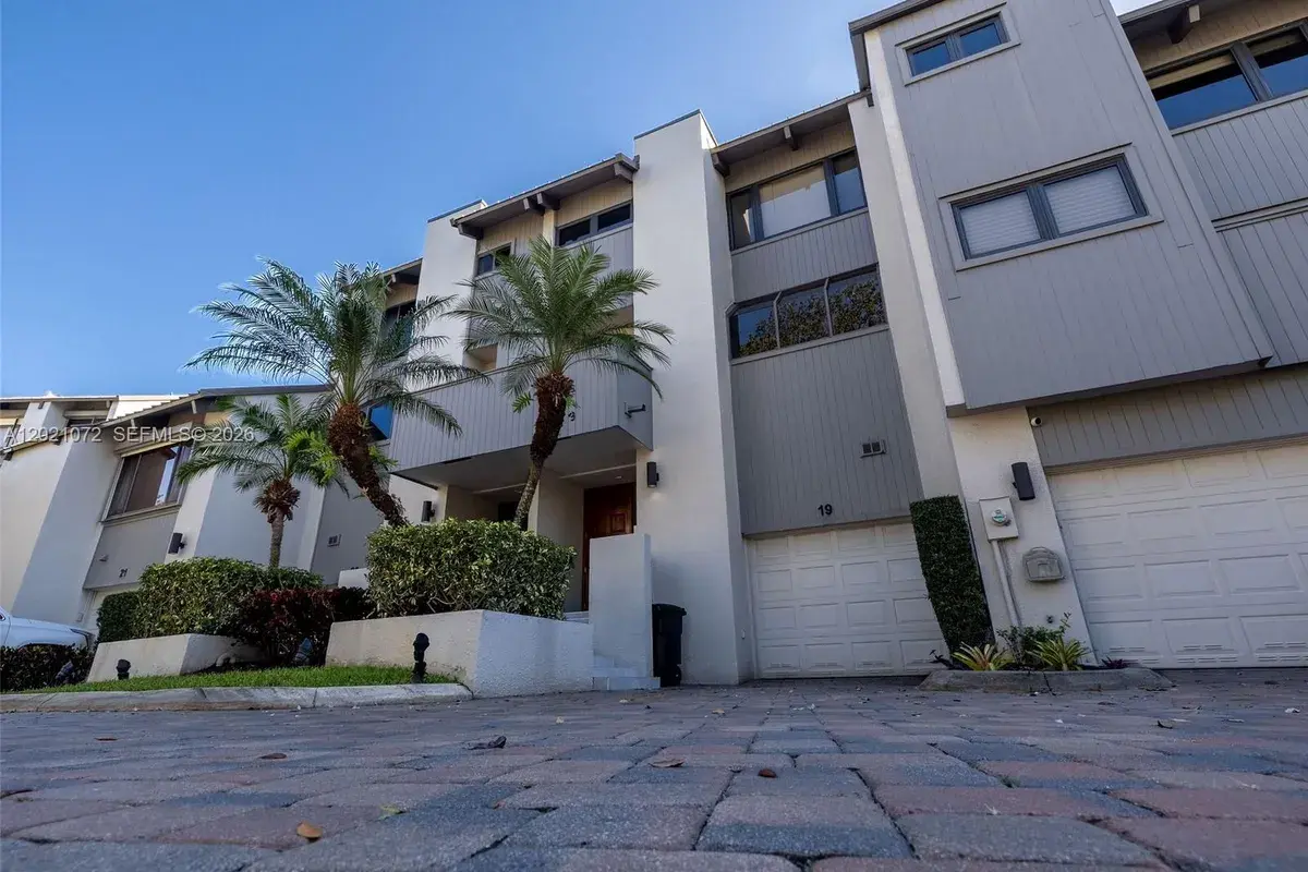 19 Port Side Dr # 19C, Fort Lauderdale FL 33316
