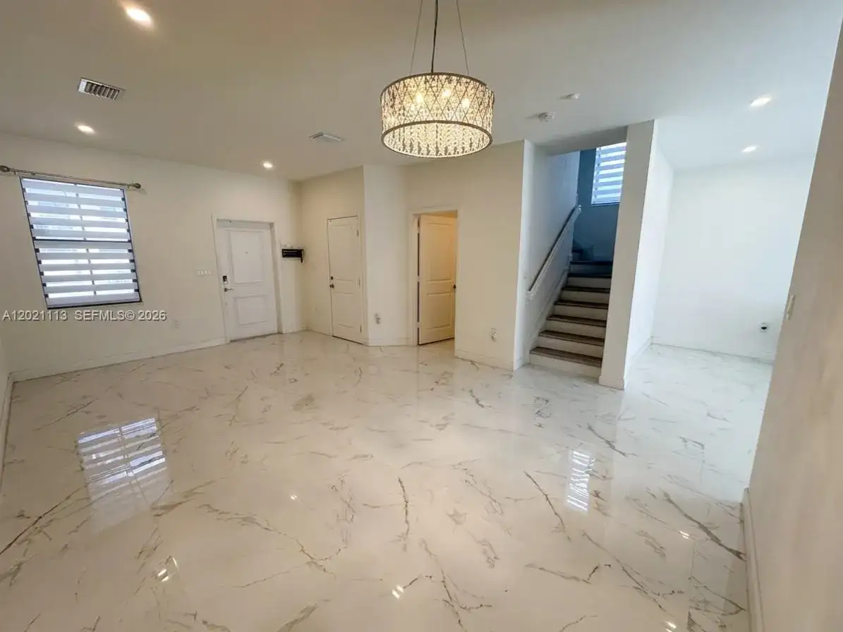 20352 NW 6th Ave, Miami Gardens FL 33169 photo 2