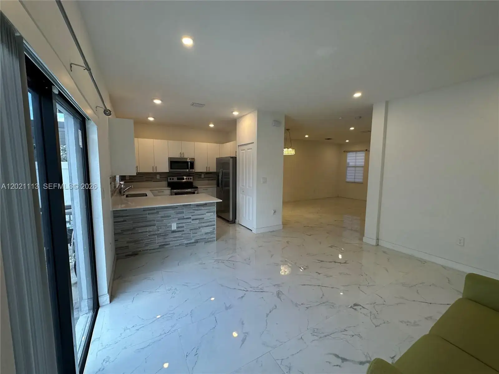 20352 NW 6th Ave, Miami Gardens FL 33169 photo 5
