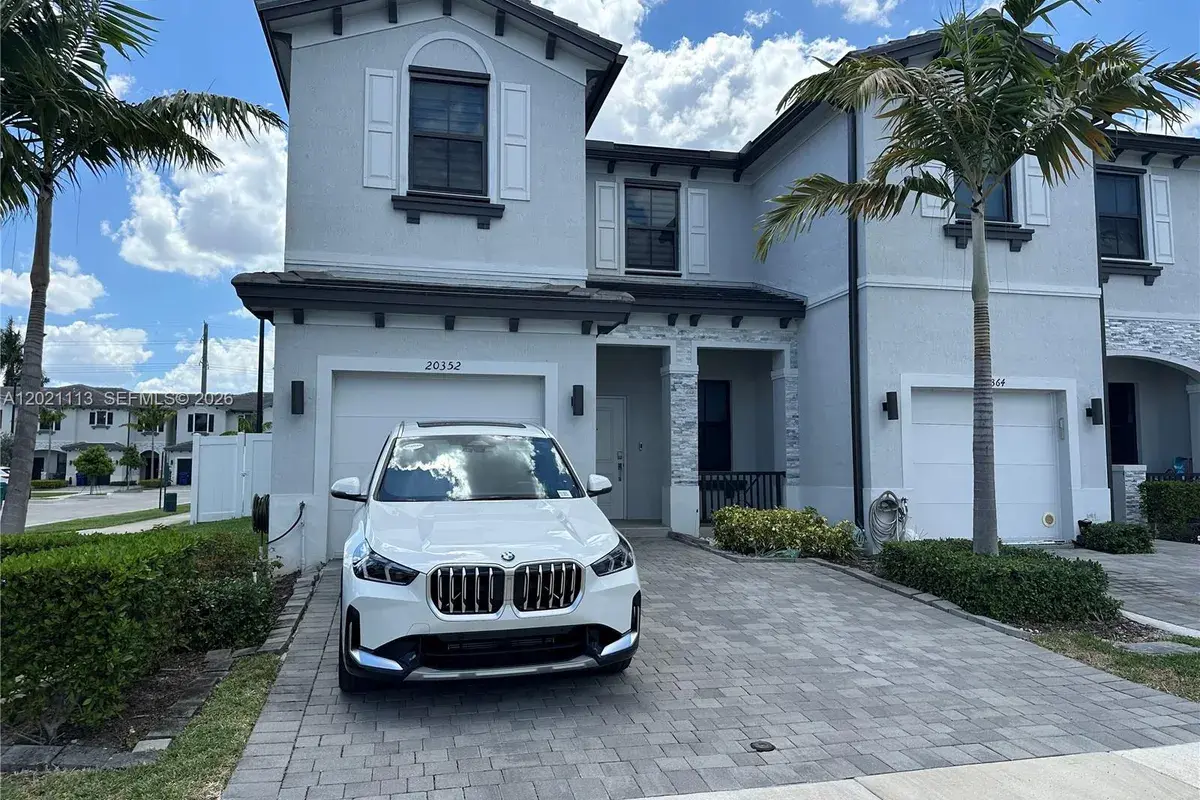 20352 NW 6th Ave, Miami Gardens FL 33169