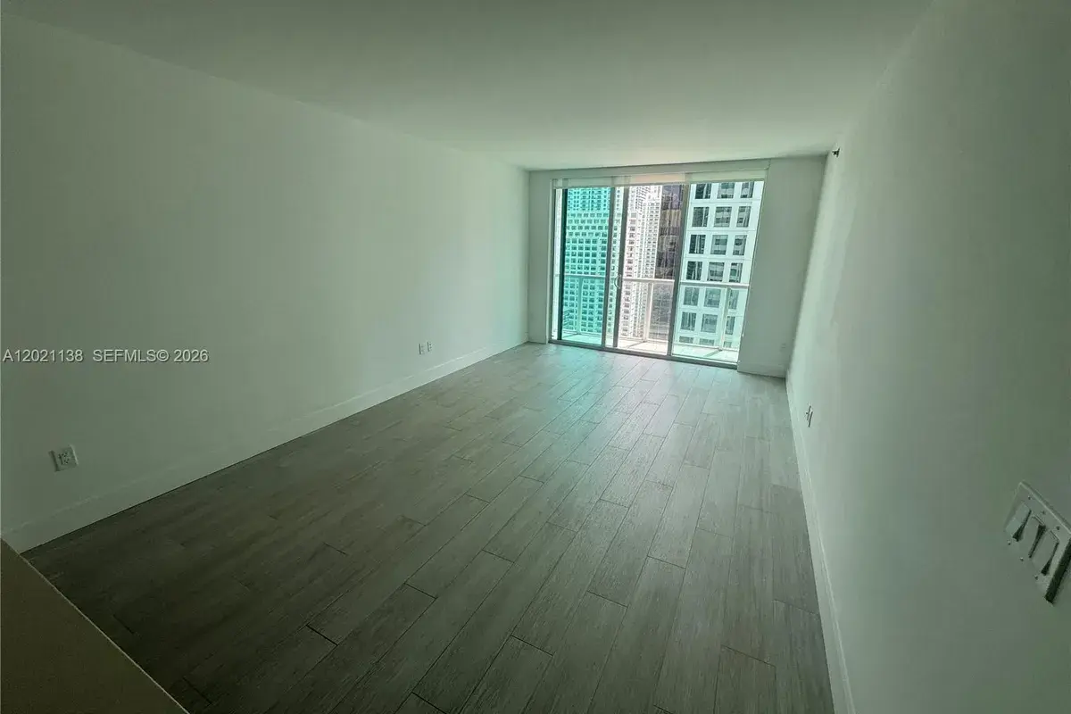 500 Brickell Ave # 3204, Miami FL 33131