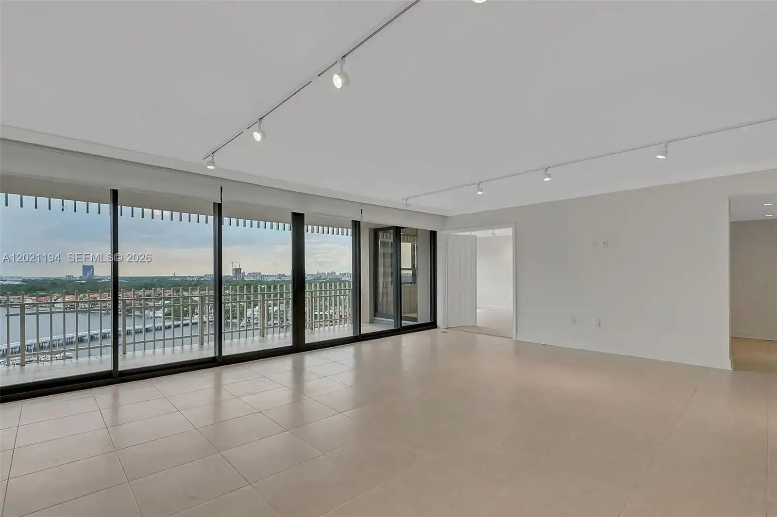 3 Grove Isle Dr # C1606, Coconut Grove FL 33133