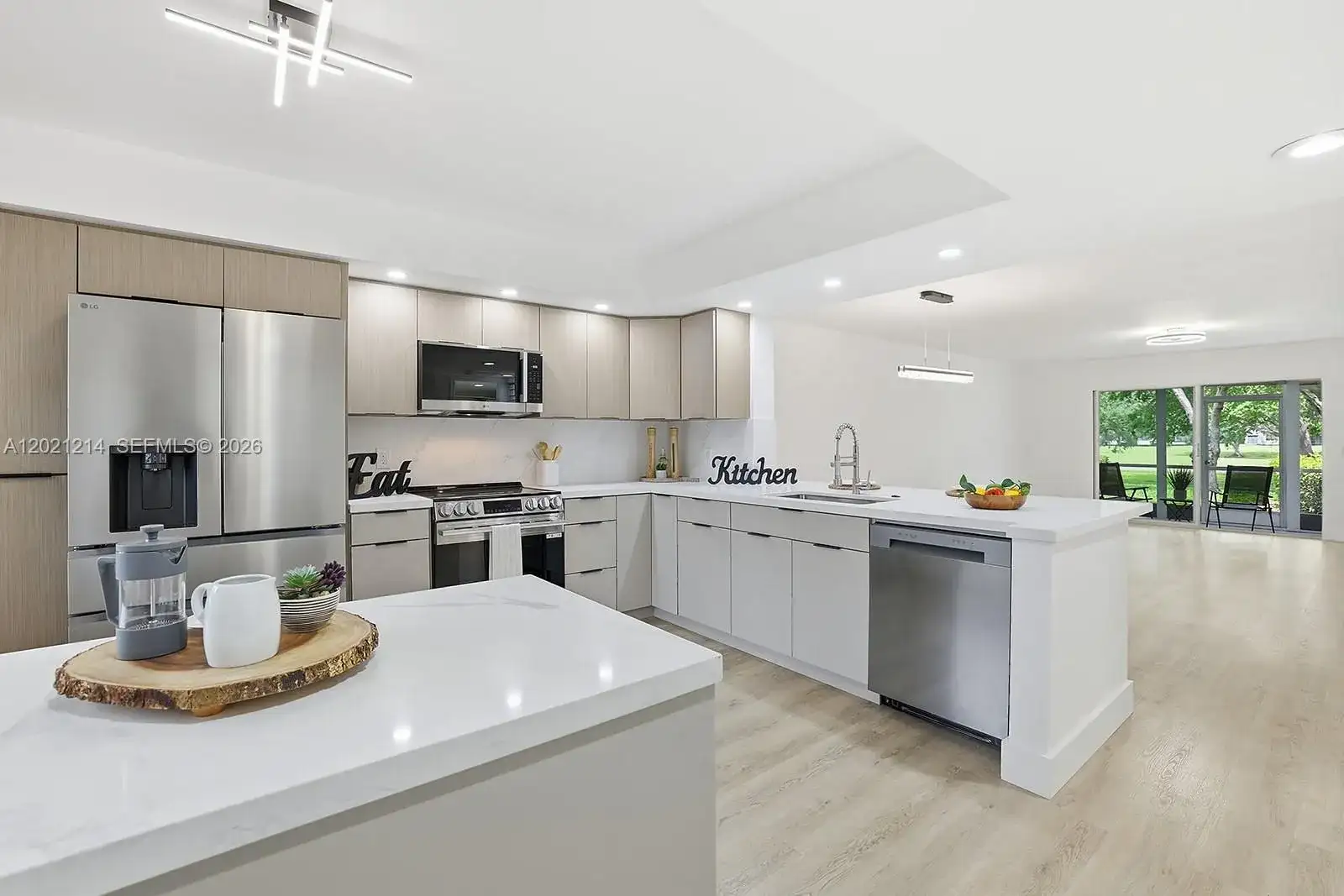 300 SW 130th Ter # 110B, Pembroke Pines FL 33027 photo 2
