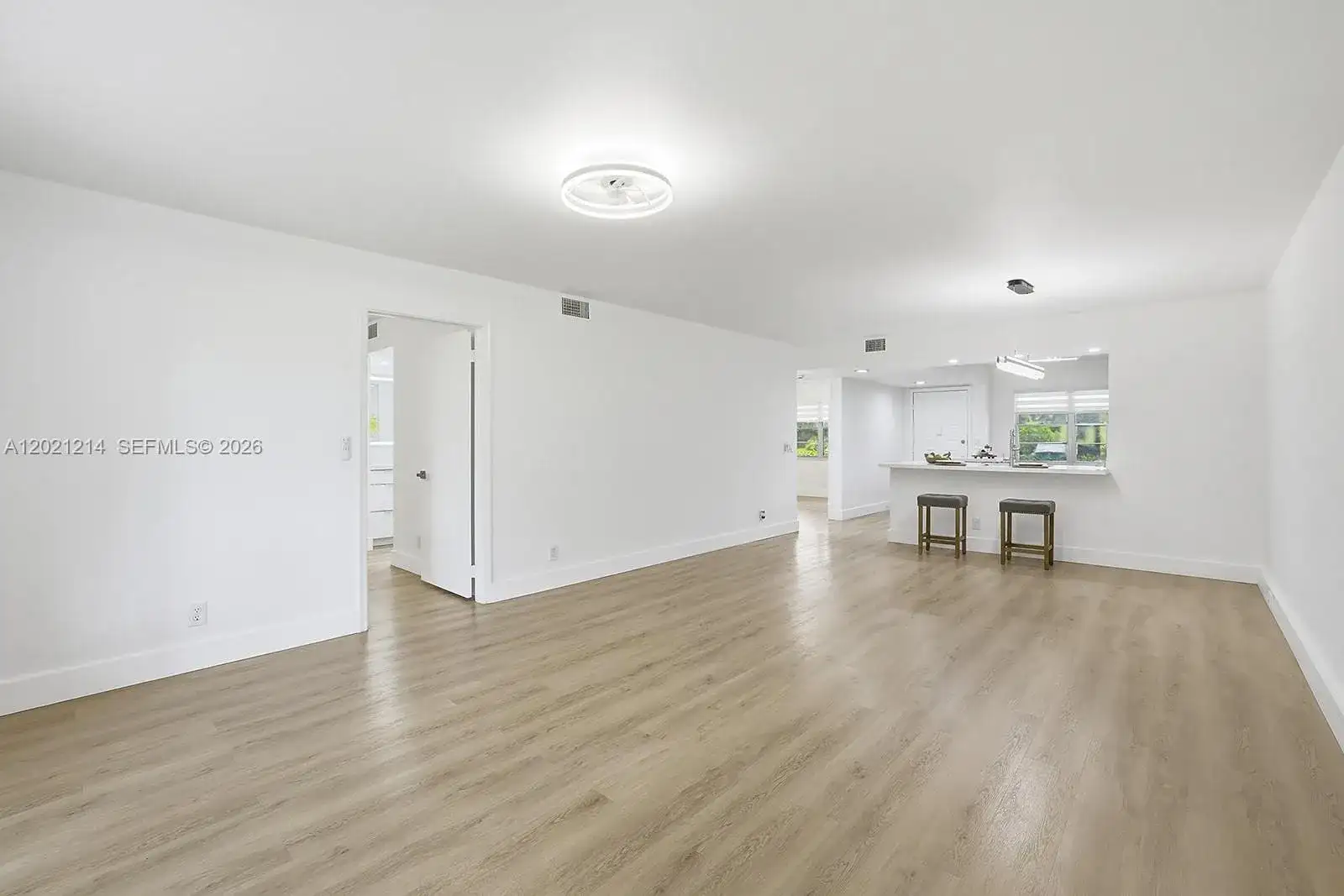 300 SW 130th Ter # 110B, Pembroke Pines FL 33027 photo 4