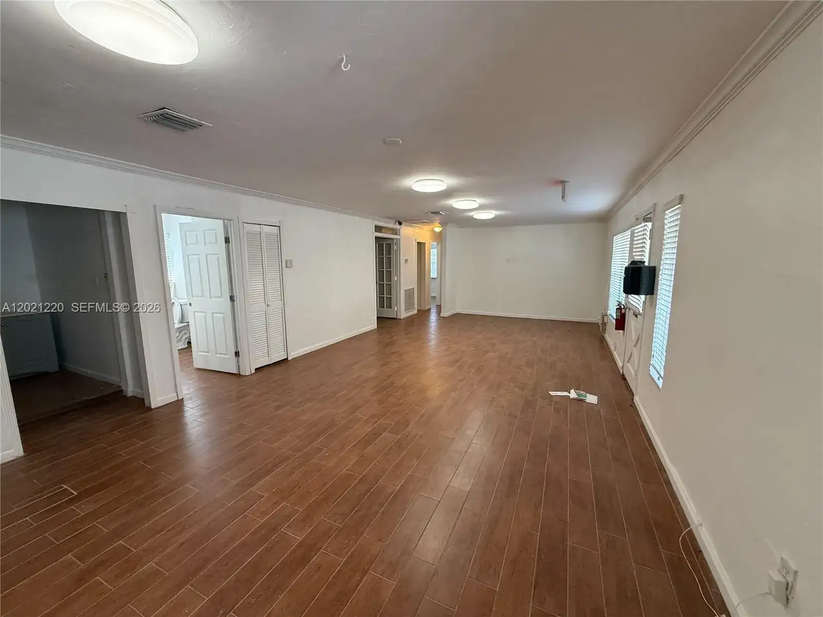 5935 Taft St, Hollywood FL 33021 photo 3
