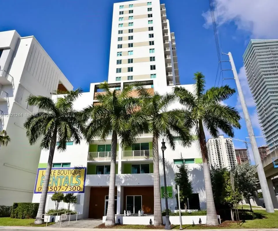 110 SW 12th street # 907, Miami FL 33130