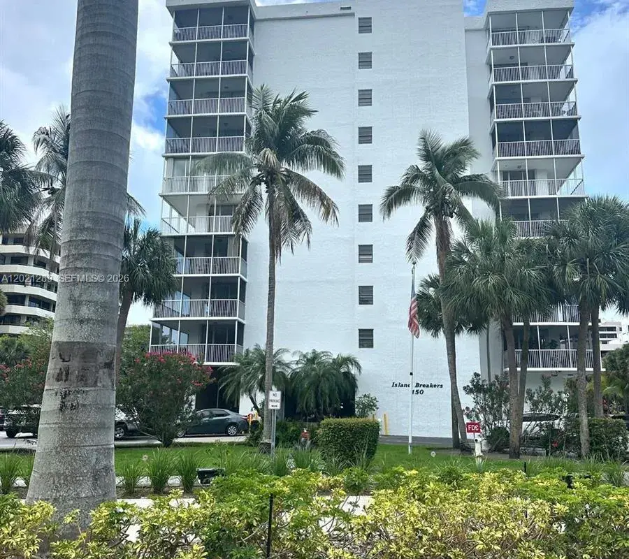 150 Ocean Lane Dr # 2A, Key Biscayne FL 33149