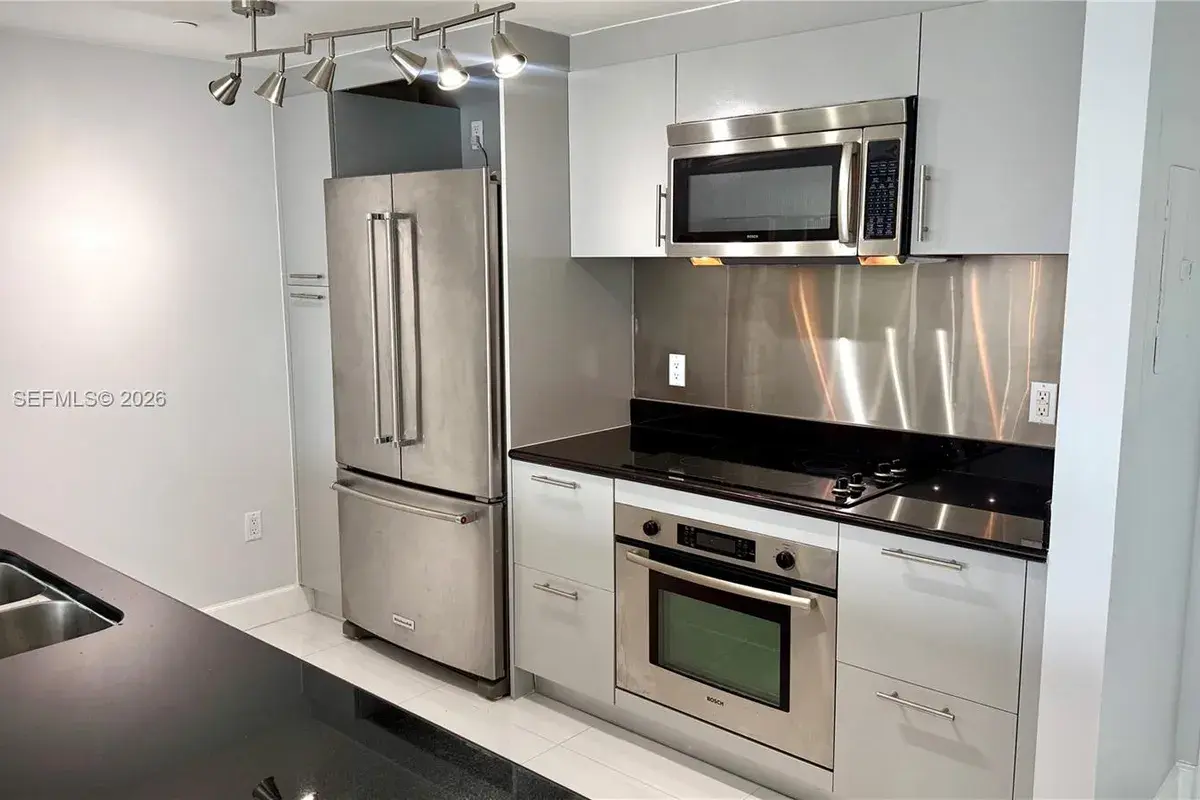 50 Biscayne Blvd # 2501, Miami FL 33132
