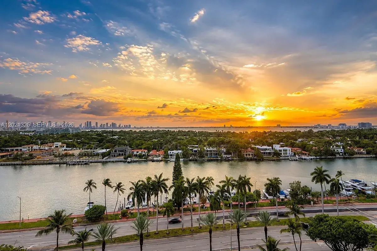 5151 Collins Ave # 1520, Miami Beach FL 33140