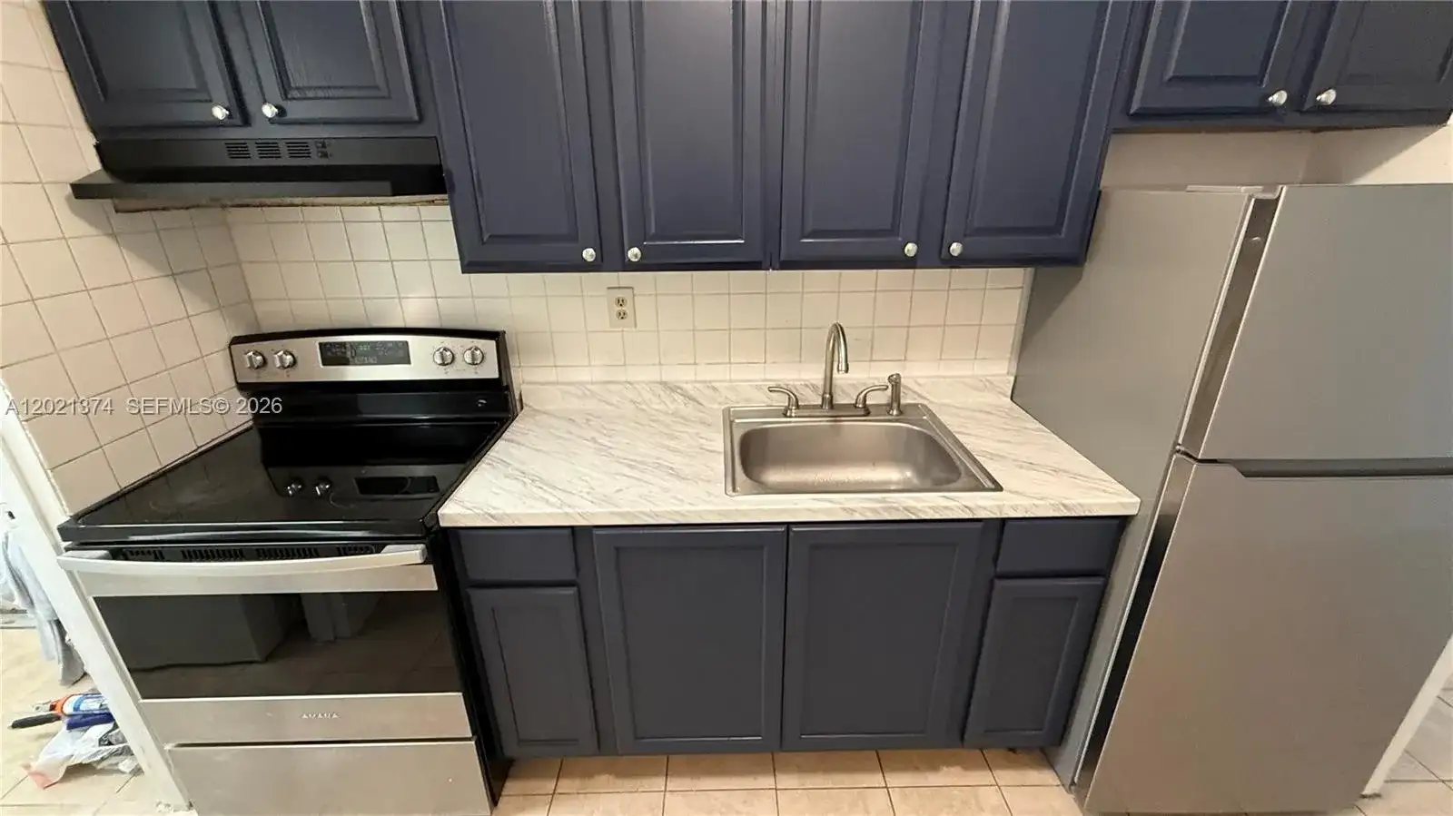 4940 SW 28th Ter, Dania Beach FL 33312 photo 2