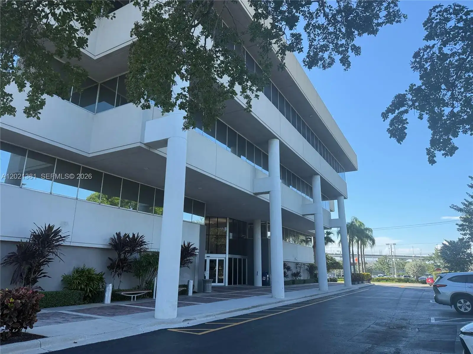 290 NW 165th St # M500, Miami FL 33169 photo 2