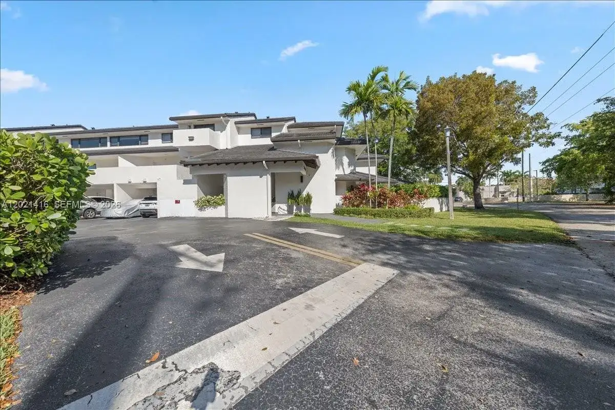 5750 Turin St # 207, Coral Gables FL 33146 photo 5