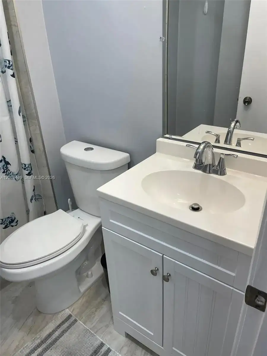 1351 NE Miami Gardens Dr # 402E, Miami FL 33179 photo 3