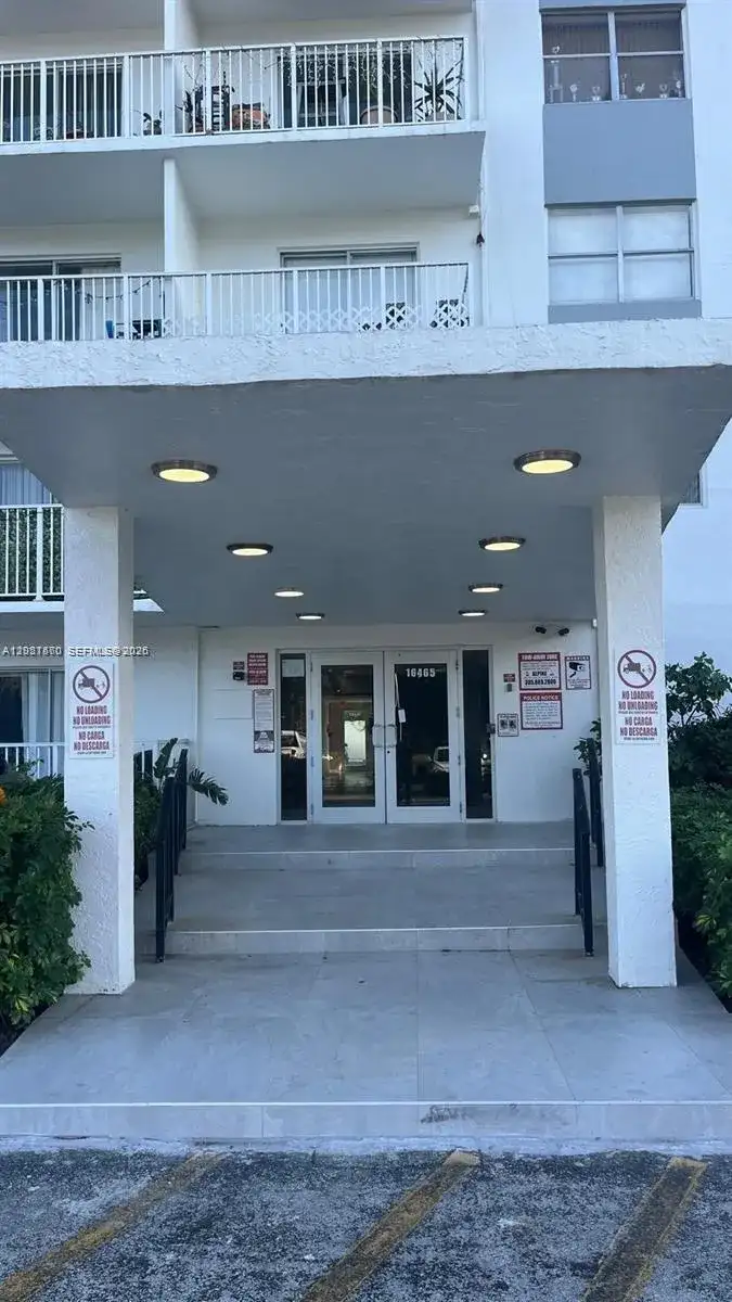 16465 NE 22nd Ave # 405, North Miami Beach FL 33160 photo 3
