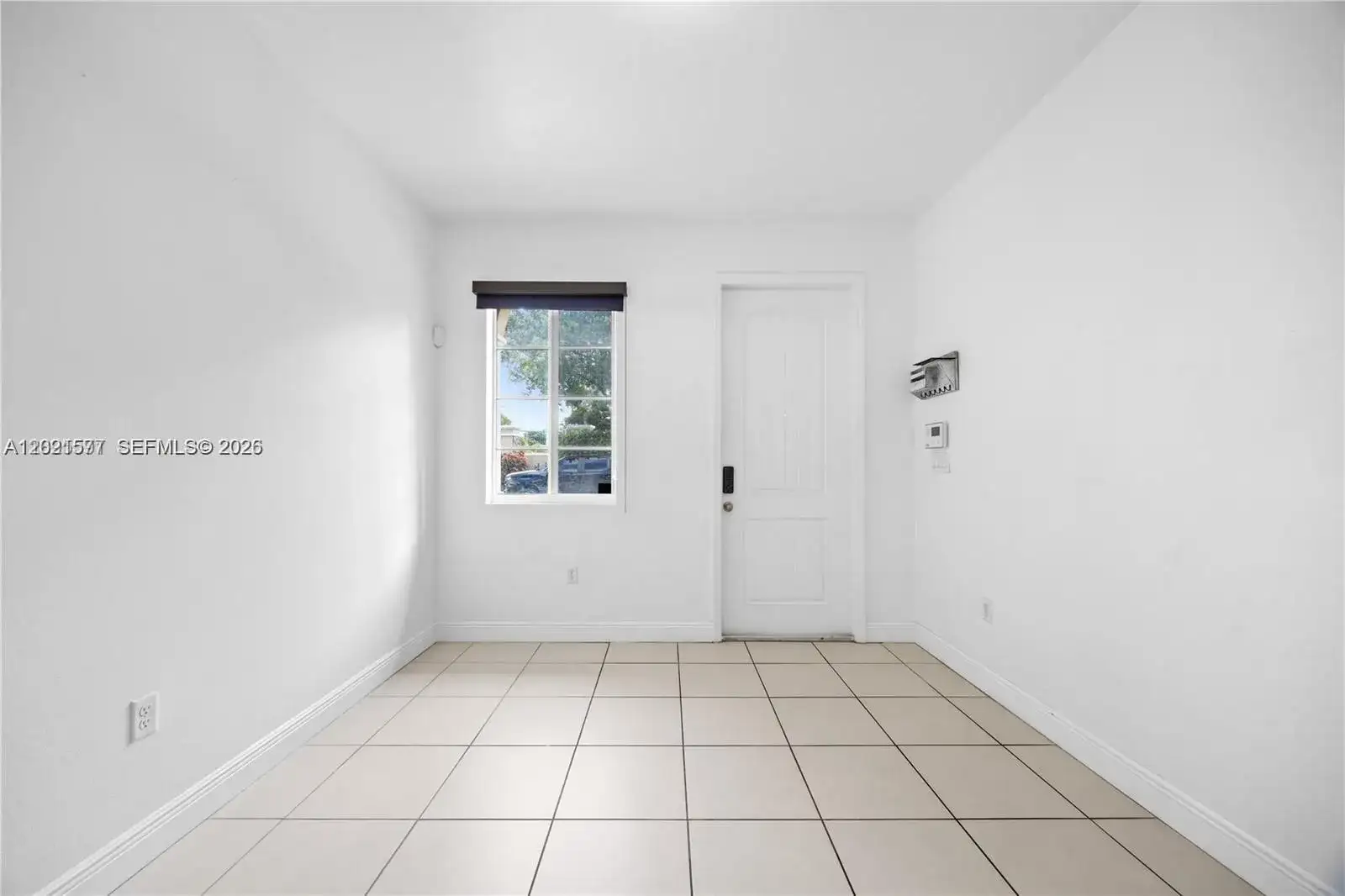 21205 NW 14th Pl # 19, Miami Gardens FL 33169 photo 2
