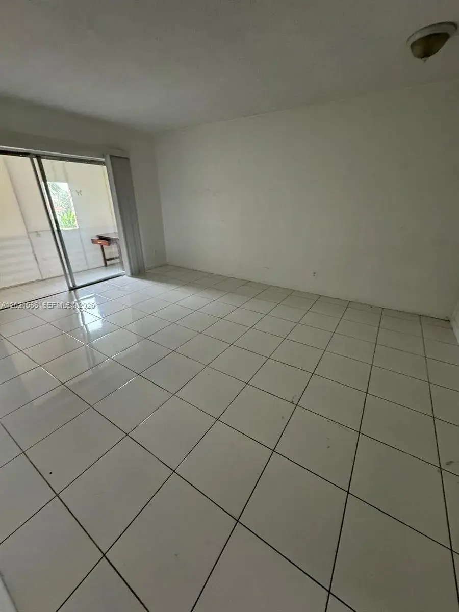 20201 NE 29th Ct # D329, Aventura FL 33180