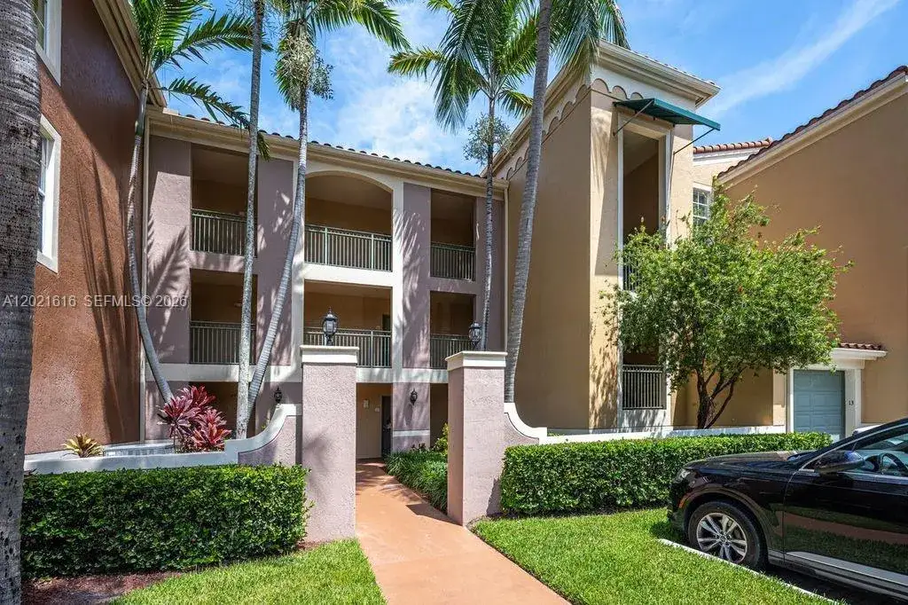 11780 Saint Andrews Pl # 208, Wellington FL 33414