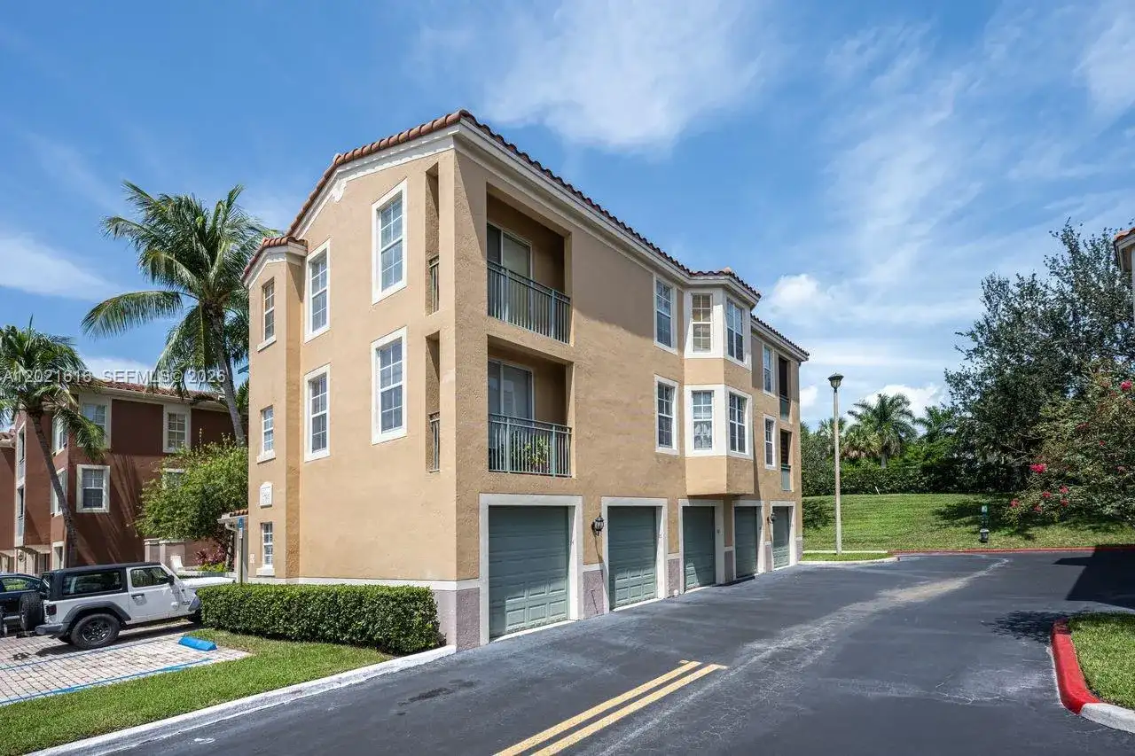 11780 Saint Andrews Pl # 208, Wellington FL 33414 photo 2
