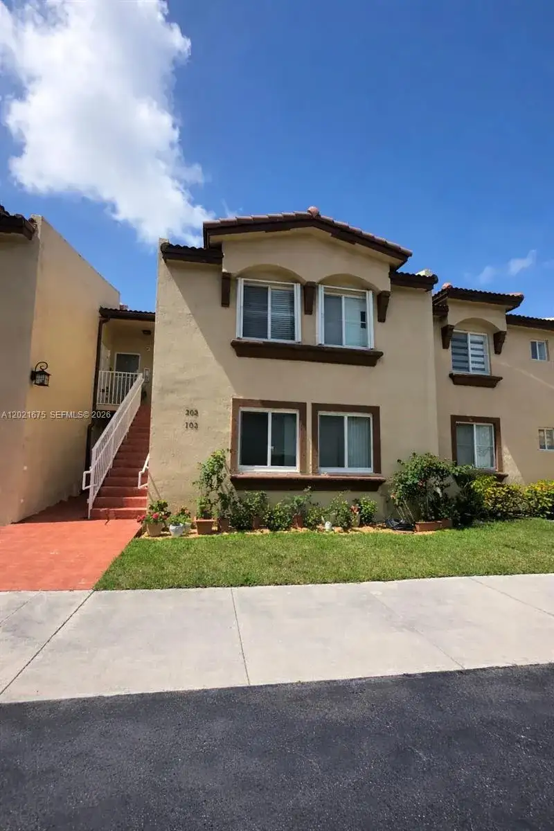 15761 SW 137 ave # 202, Miami FL 33177 photo 3