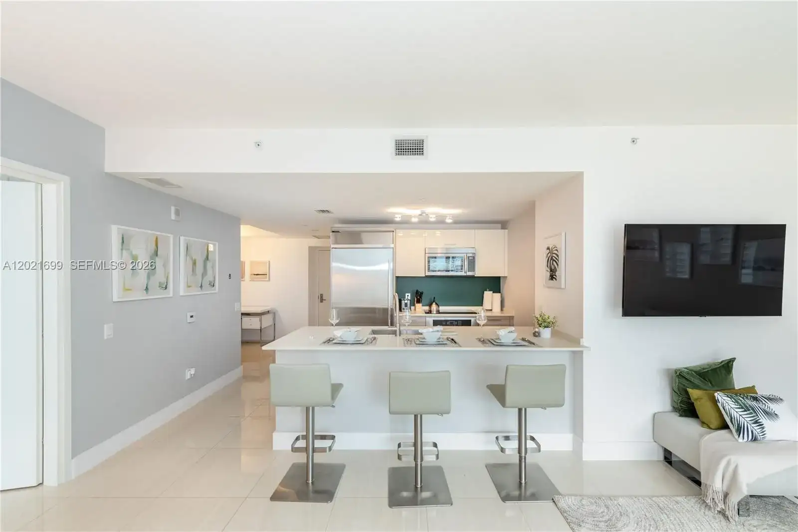 1300 Brickell Bay Dr # 2900, Miami FL 33131 photo 4