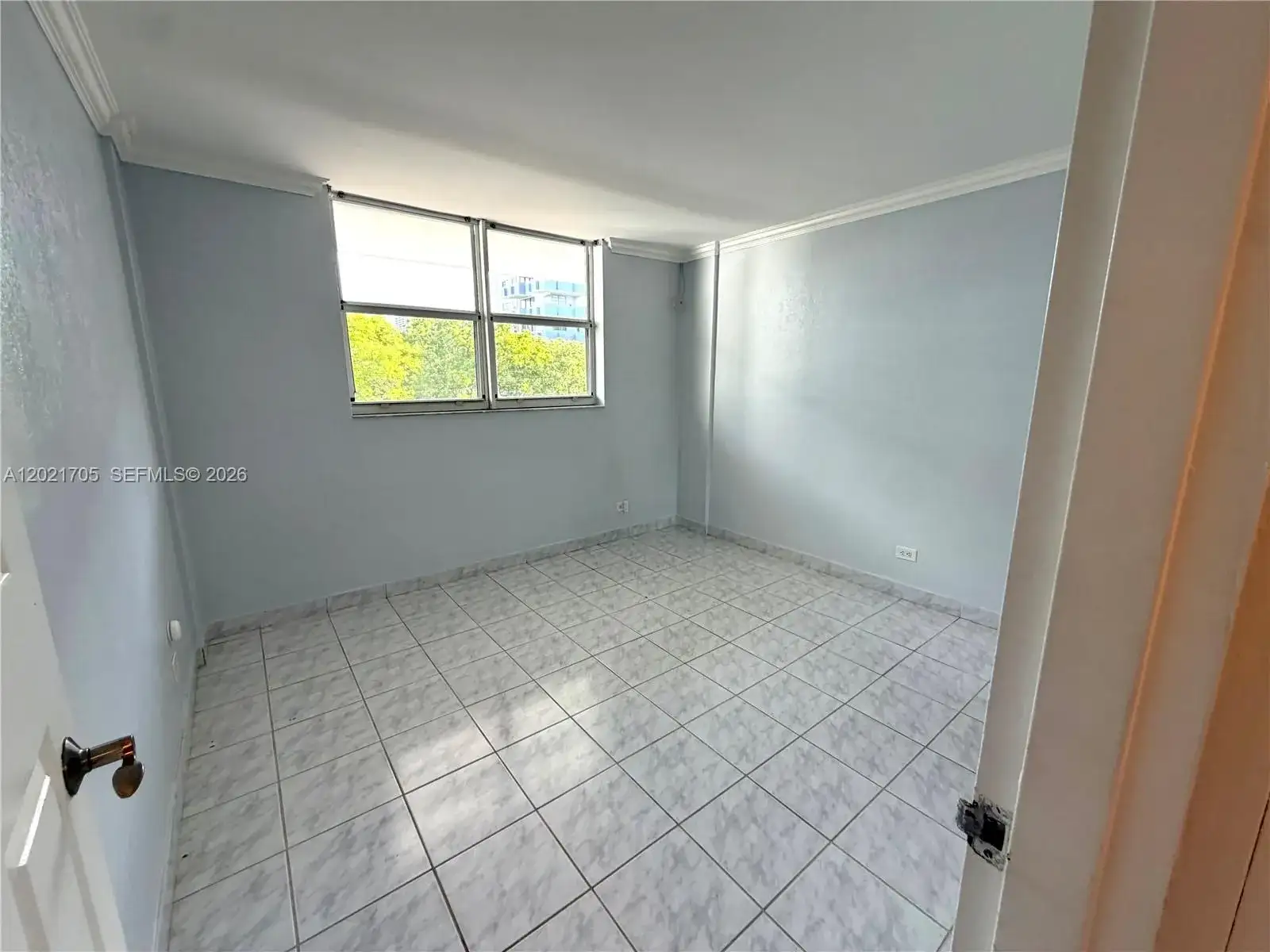 3660 NE 166th St # 414, North Miami Beach FL 33160 photo 5
