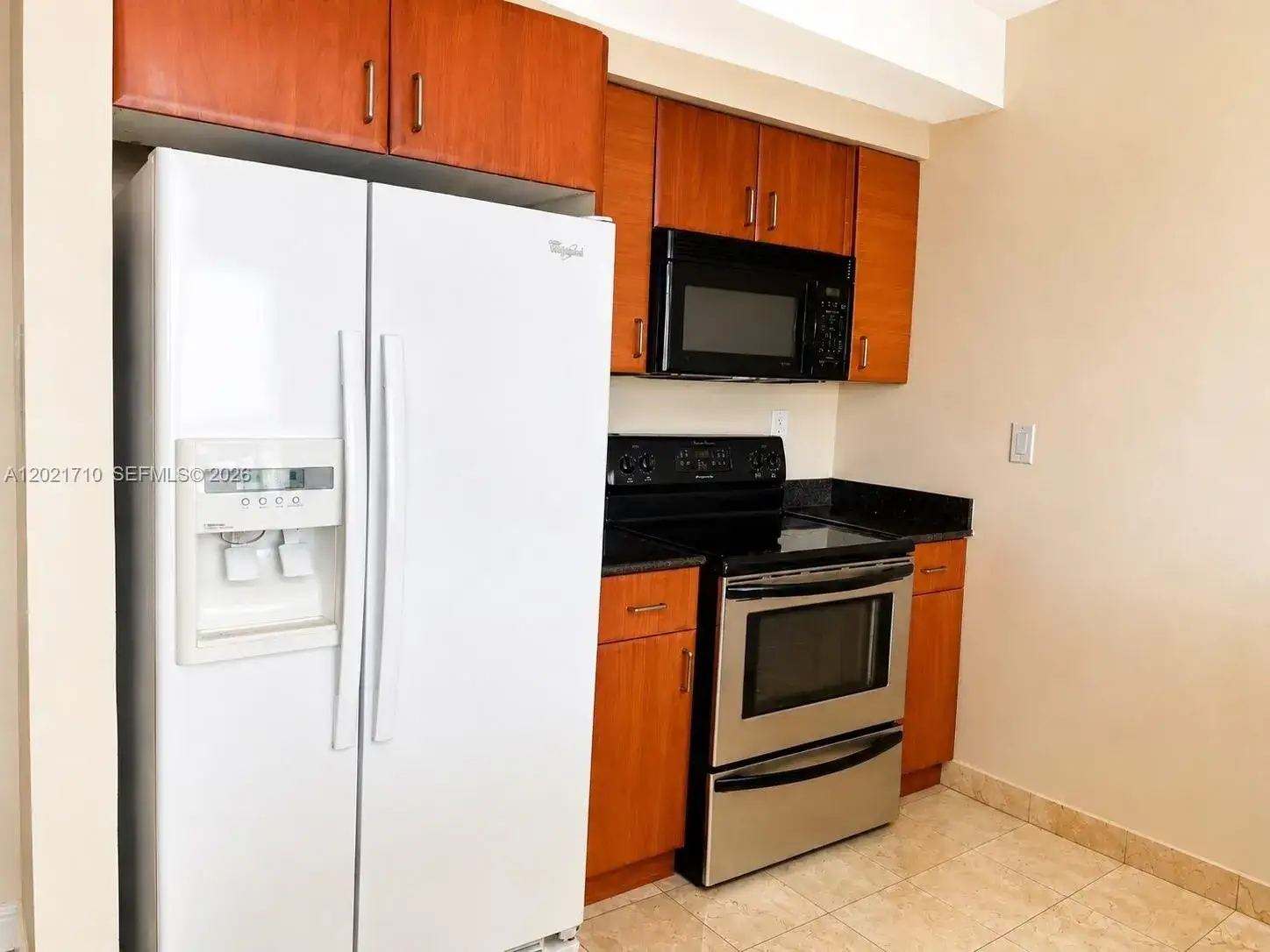 18001 Collins Ave # 605, Sunny Isles Beach FL 33160
