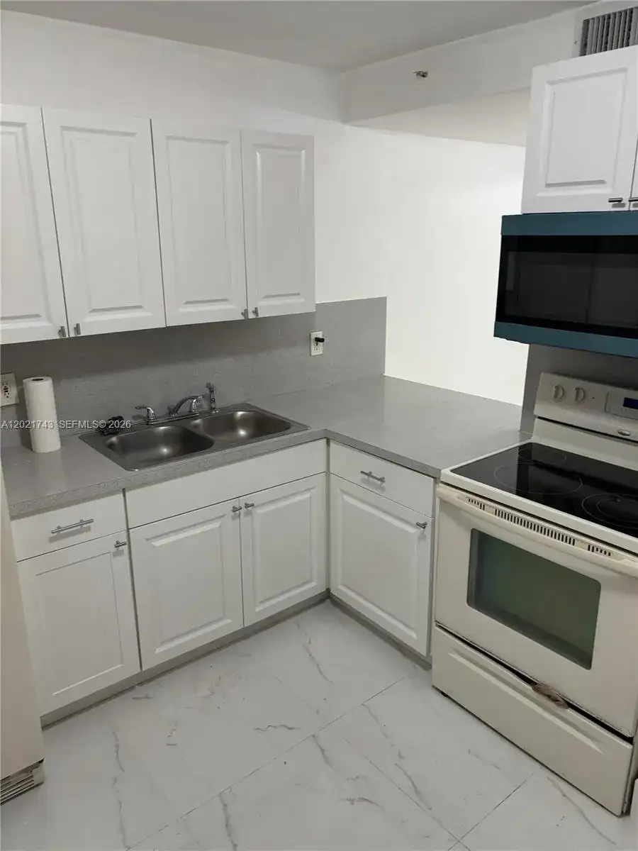 2145 NW 19th Ter # 205, Miami FL 33125 photo 3