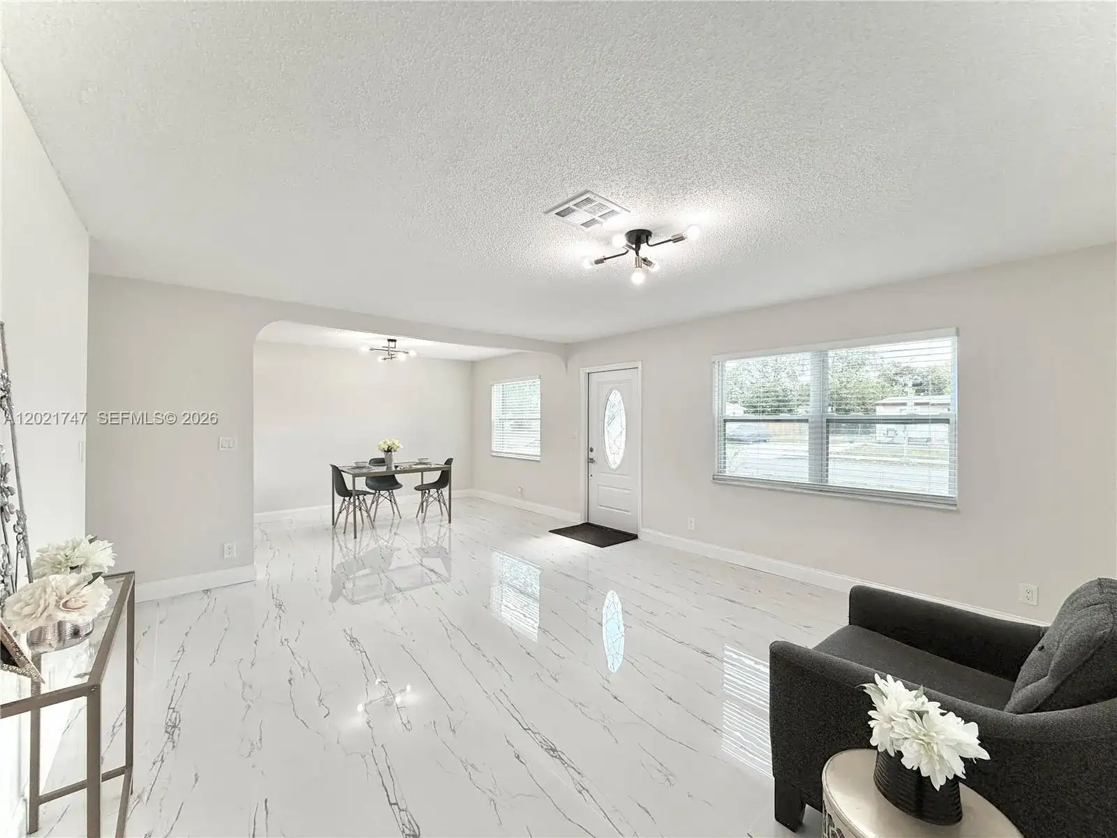 1555 NW 6th Ave, Pompano Beach FL 33060 photo 2