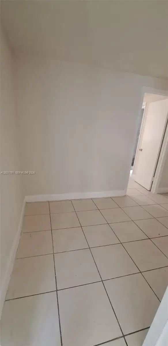 1362 SW 2nd St # 7, Miami FL 33135 photo 3