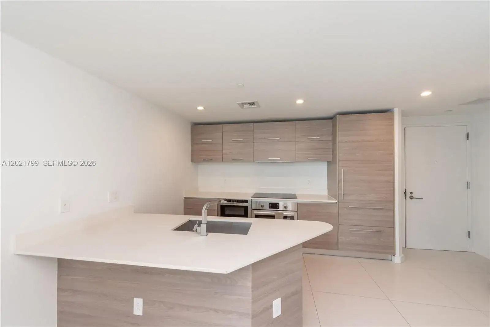 1300 S Miami Ave # 4709, Miami FL 33130 photo 3