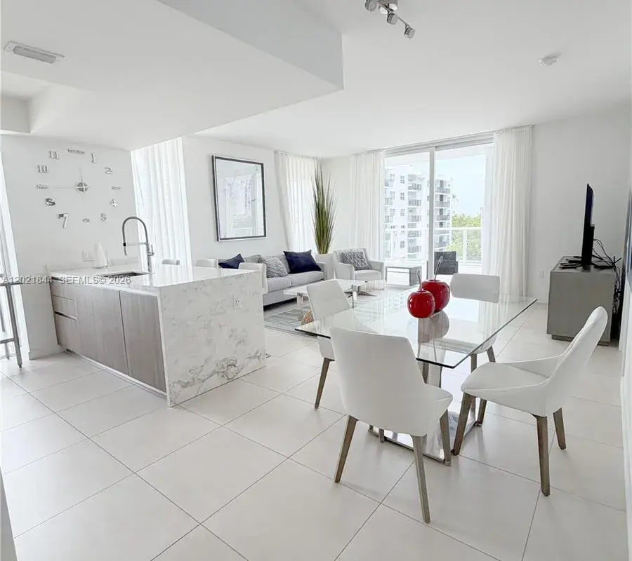 401 N Birch Rd # 415, Fort Lauderdale FL 33304