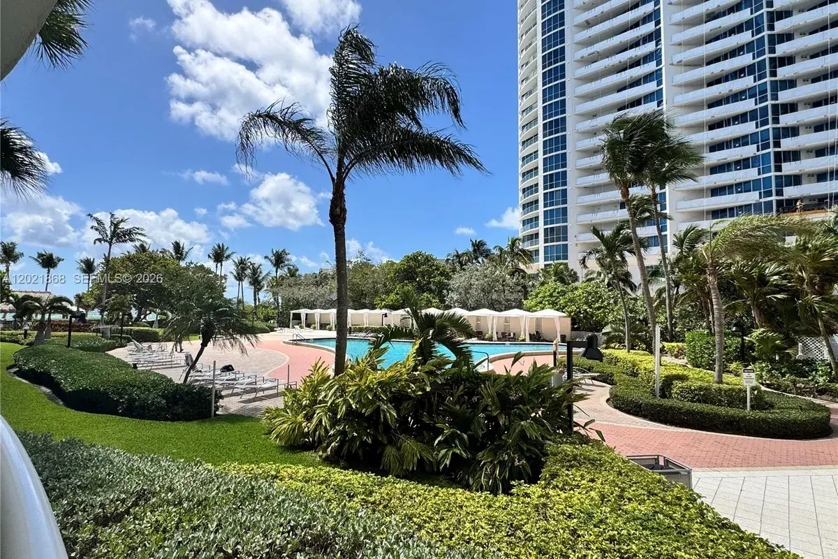 3001 S Ocean Dr # 119, Hollywood FL 33019