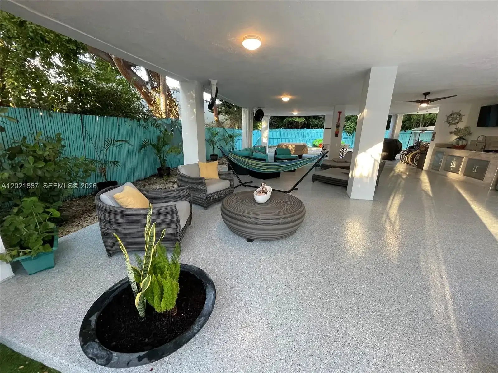 414 Coconut Dr, Key Largo FL 33037 photo 4