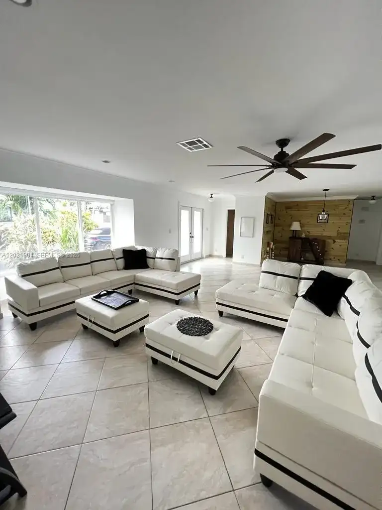 3324 Lakeview Blvd, Delray Beach FL 33445 photo 4