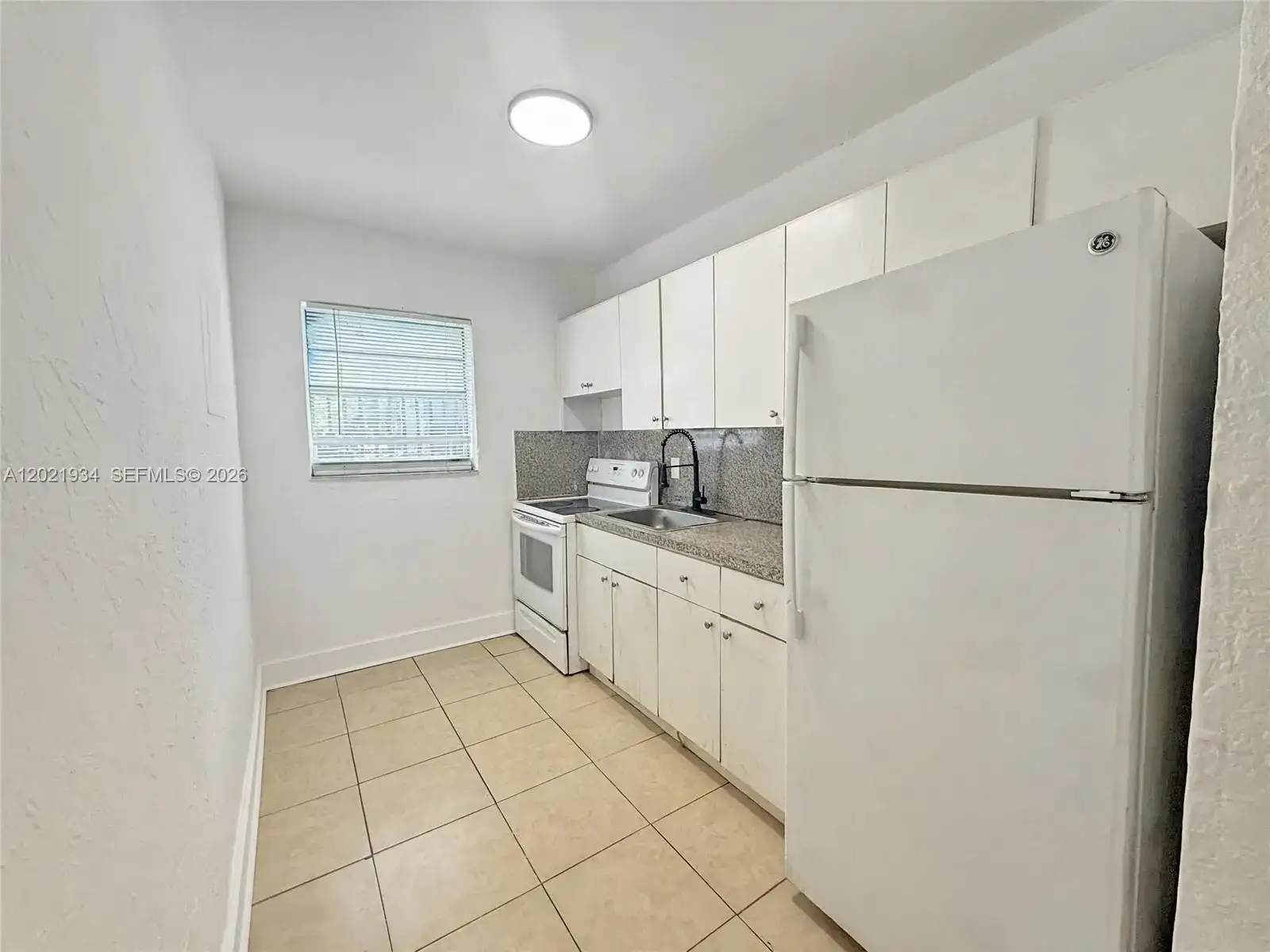 220 NW 11th Ter # 2, Miami FL 33136 photo 3