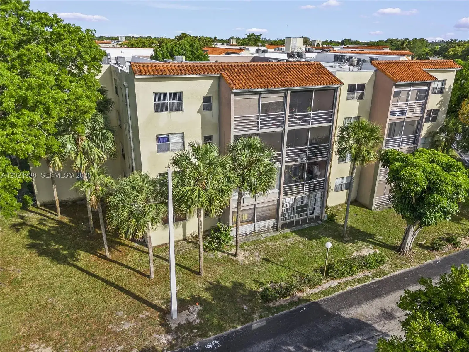 1800 SW 81st Ave # 1308, North Lauderdale FL 33068 photo 2
