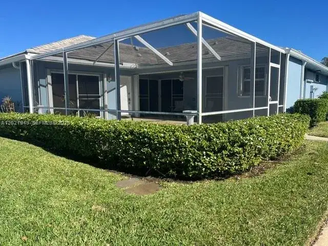 1215 NW Sun Terrace Cir, Port St. Lucie FL 34986