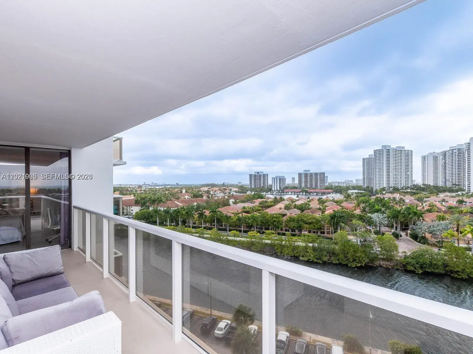 3701 N Country Club Dr # 1002, Aventura FL 33180