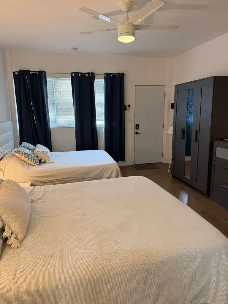 26 Diplomat Pkwy # 2214, Hallandale Beach FL 33009 photo 3