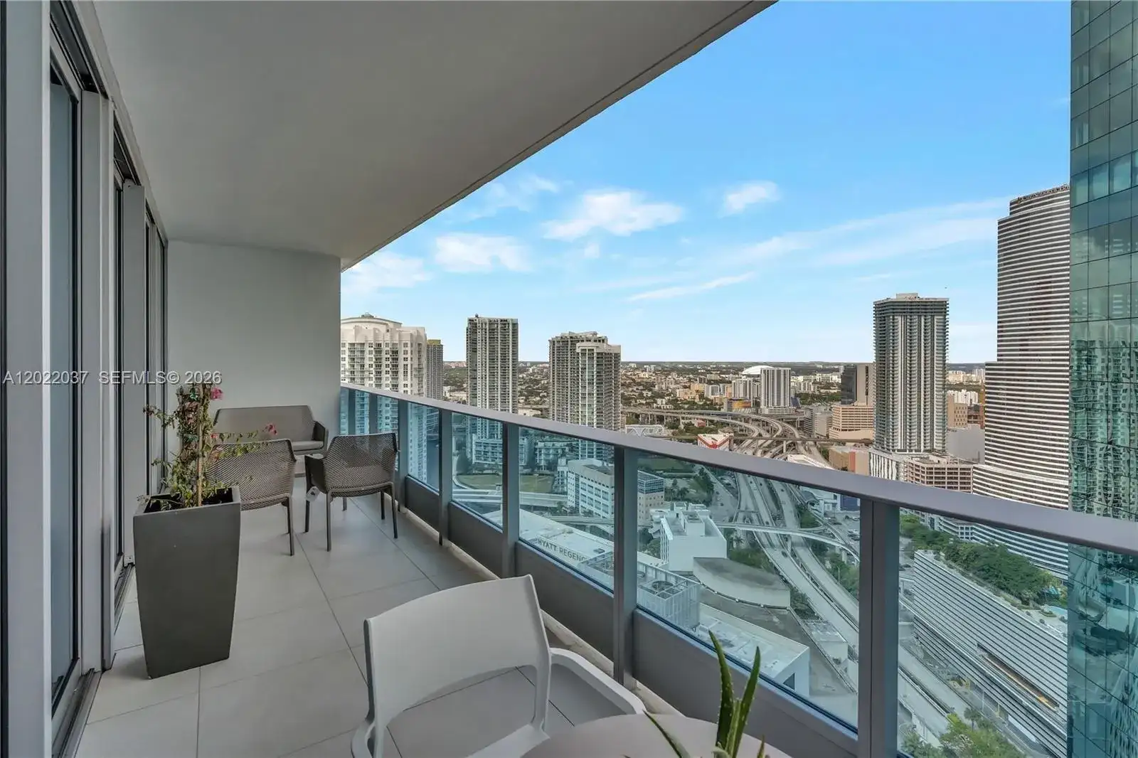 200 Biscayne Boulevard Way # 3911, Miami FL 33131 photo 4