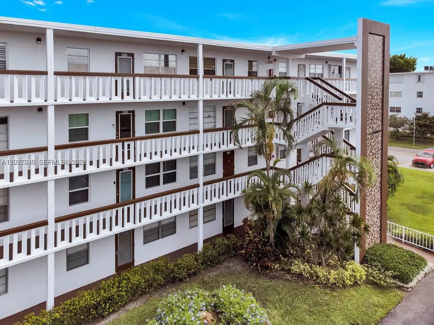 4052 E Harwood E # 4052, Deerfield Beach FL 33442