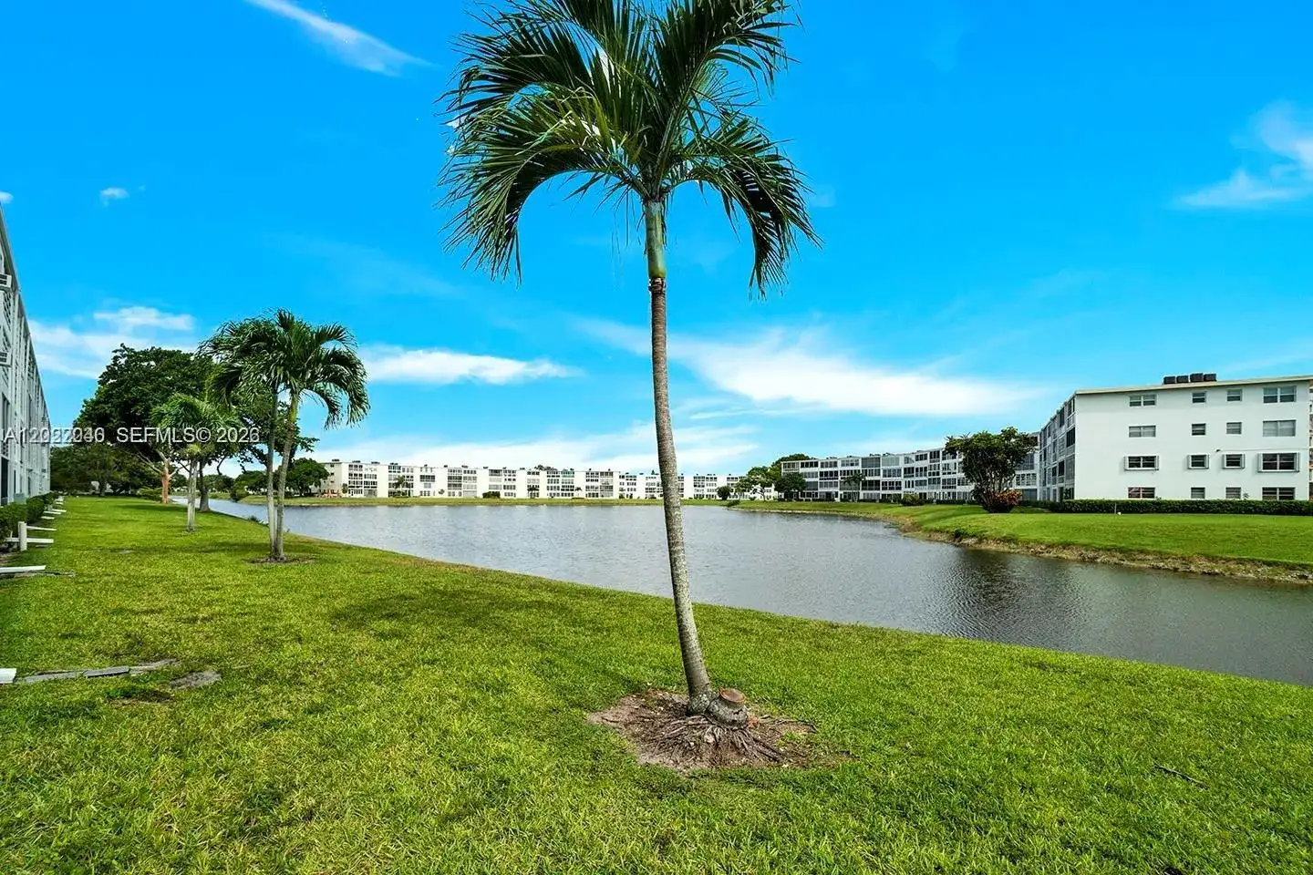4052 E Harwood E # 4052, Deerfield Beach FL 33442 photo 3