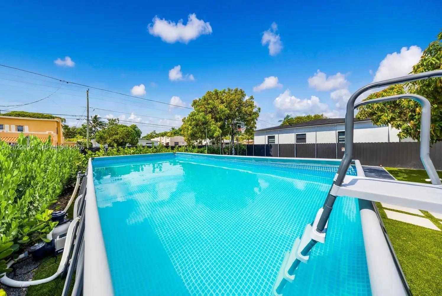 111 NW 53rd St, Miami FL 33127