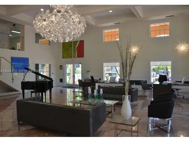 9591 Fontainebleau Blvd # 514, Miami FL 33172 photo 2