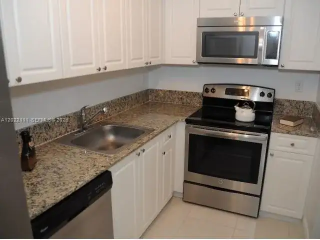 9591 Fontainebleau Blvd # 514, Miami FL 33172 photo 5