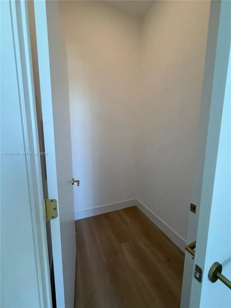 90 NE 32nd ST # 1110, Miami FL 33145 photo 5