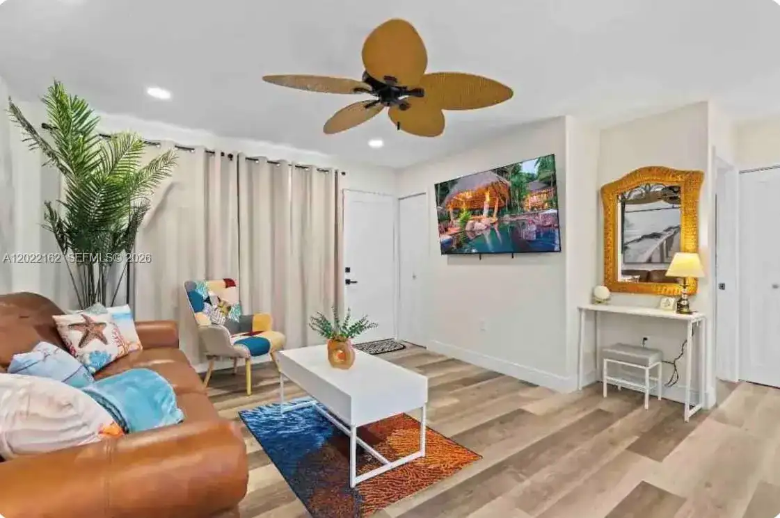 301 N Hollywood Ave, Daytona FL 32118 photo 4