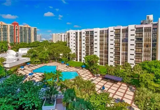 17011 N Bay Rd # 1018, Sunny Isles Beach FL 33160