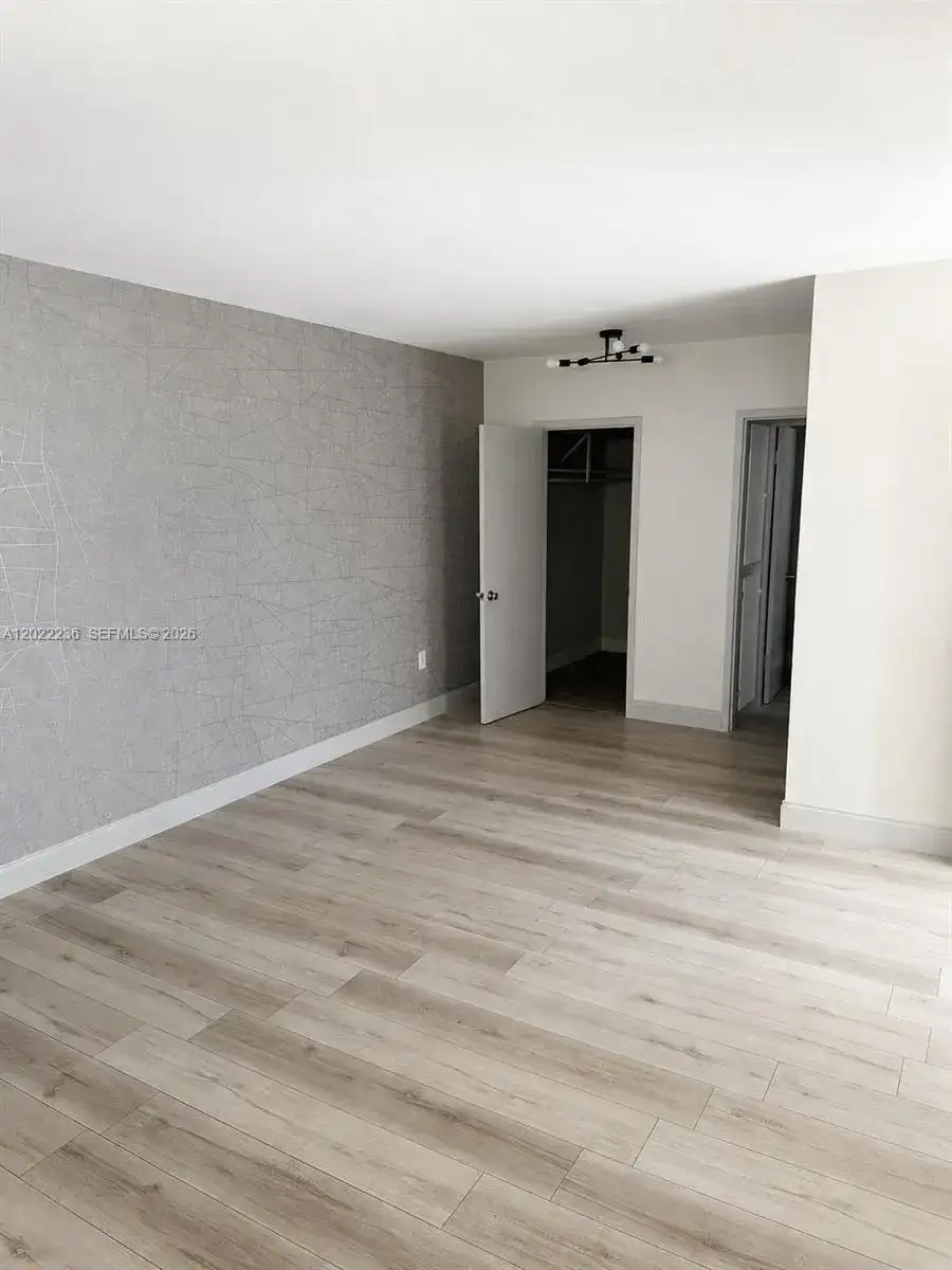 500 13th St # 7, Miami Beach FL 33139 photo 2