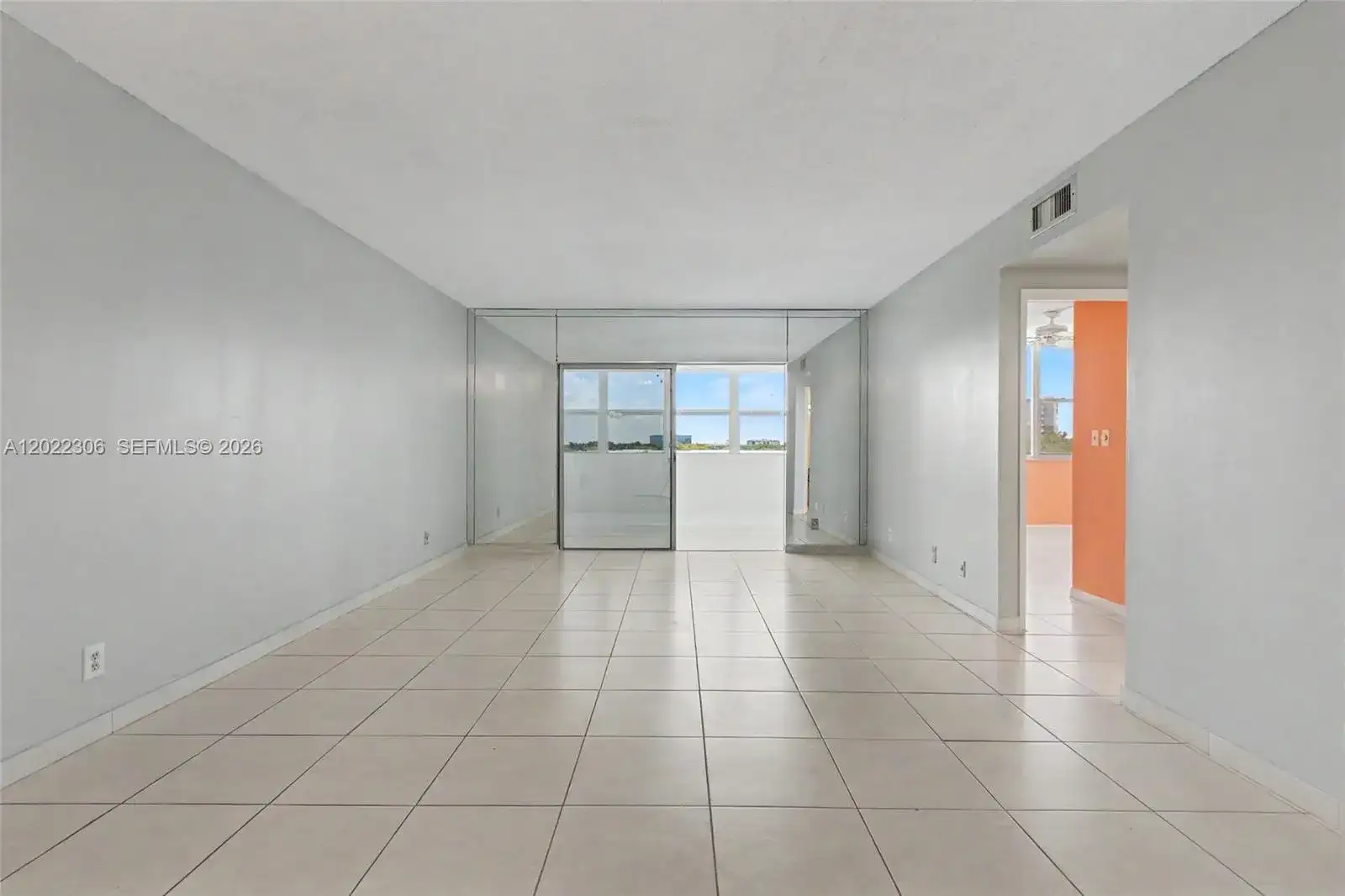 4330 Hillcrest Dr # 506, Hollywood FL 33021 photo 2